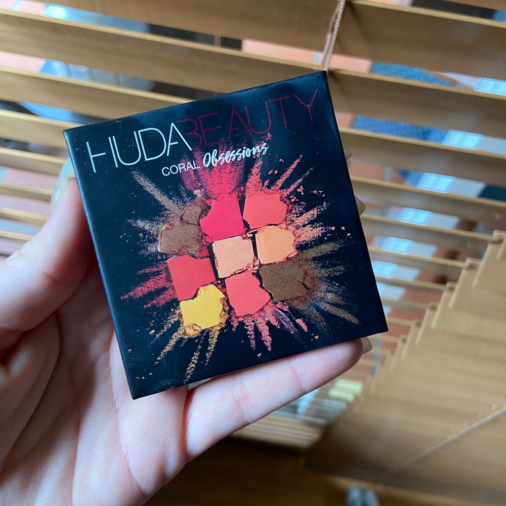 Huda Beauty Coral Obsessions Pallet